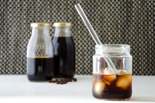 Напої для бадьорого ранку Холодна кава